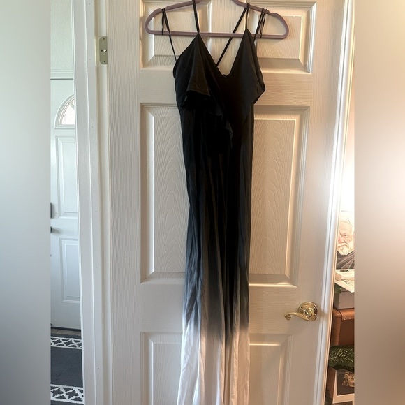 Ombré Maxi Dress - Picture 2 of 5